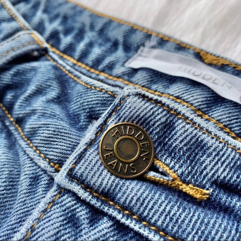 Hidden Jeans Pintuck Front Split Asymmetrical Cro… - image 4